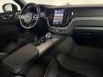 Volvo XC60 2.0 T8 Plug-in hybrid AWD Ultra Dark Pano Trekhaa, Auto's, Volvo, Automaat, Gebruikt, 4 cilinders, Zwart