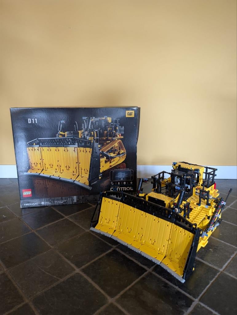 LEGO Technic 42131 CAT D11 Bulldozer compleet, Ophalen, Lego, Overige typen, Compleet