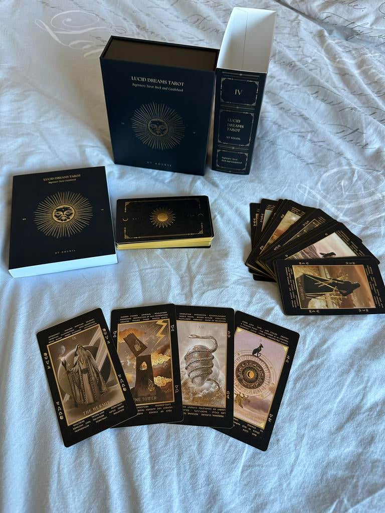 Lucid Dreams Tarot Deck Edition IV + gidsboek (nieuwstaat), Ophalen of Verzenden, Zo goed als nieuw, Tarot of Kaarten leggen, Instructieboek