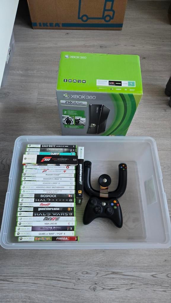 Xbox 360 Slim 250 GB met draadloos stuur, games en headset, Spelcomputers en Games, Spelcomputers | Xbox 360, Ophalen, Met games