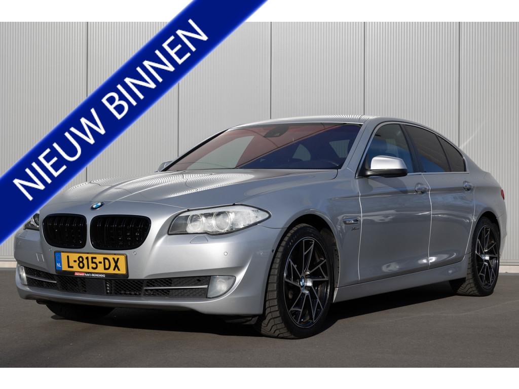BMW 5 Serie 550xi High Executive | HISTORIE AANWEZIG |, Auto's, BMW, Automaat, Euro 5, 4395 cc, Bedrijf