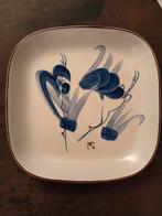 Decoratieve schaal met blauwe bloemen- Japans design (30x30), Ophalen