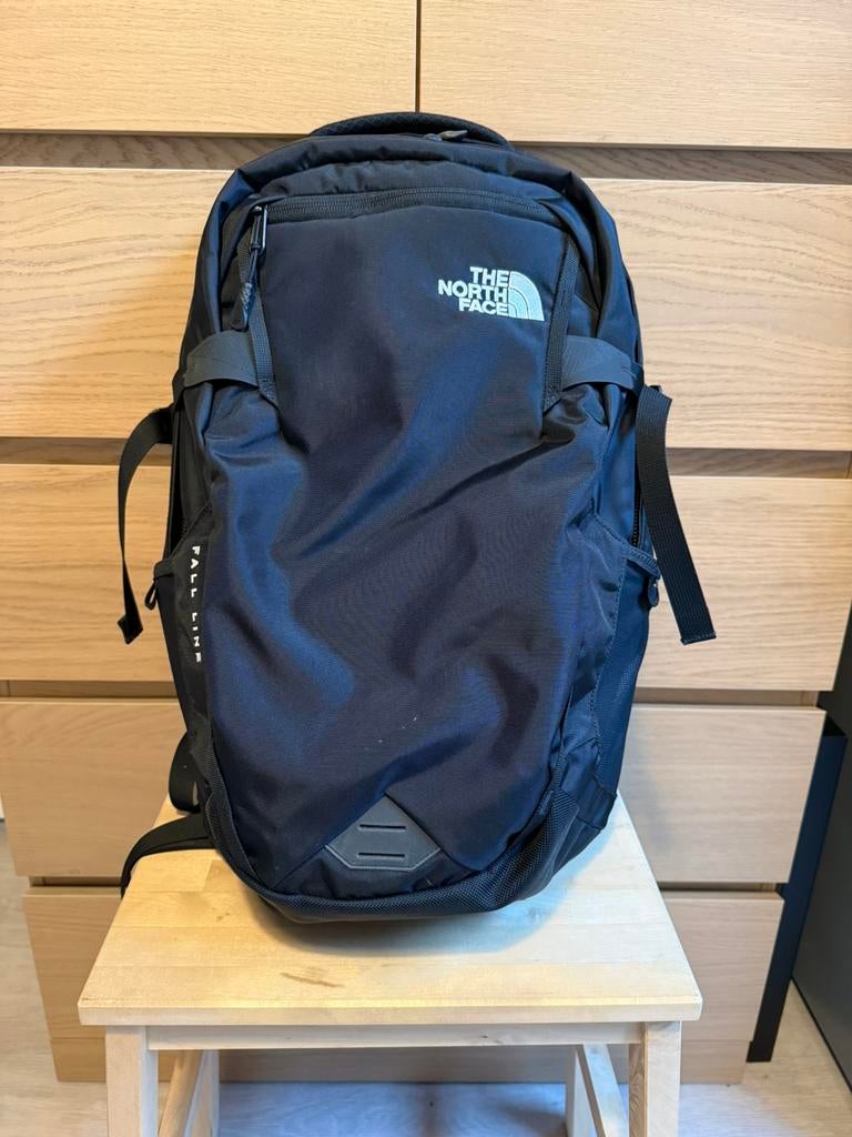 The North Face Fall Line backpack, Sieraden, Tassen en Uiterlijk, Tassen | Rugtassen, 40 cm of meer, Ophalen of Verzenden, Zo goed als nieuw