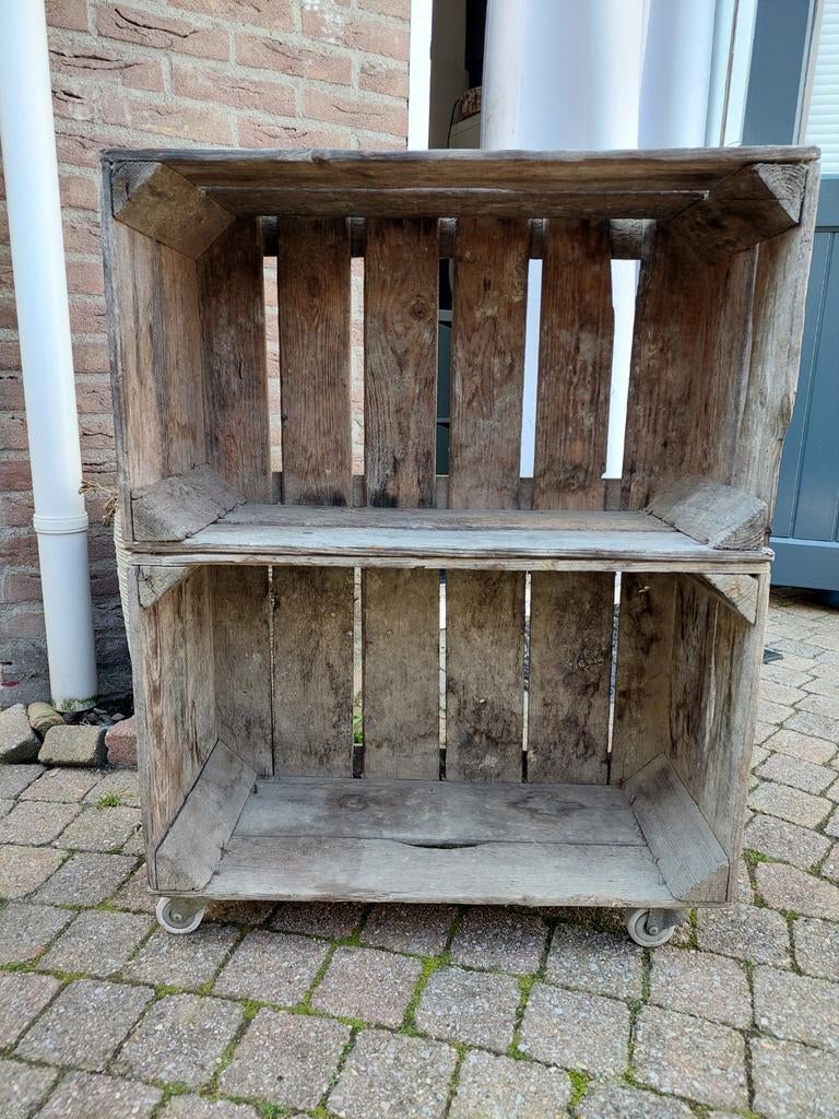 2 originele veilingkistjes op wieltjes, Ophalen, Gebruikt, Hout, Overige typen