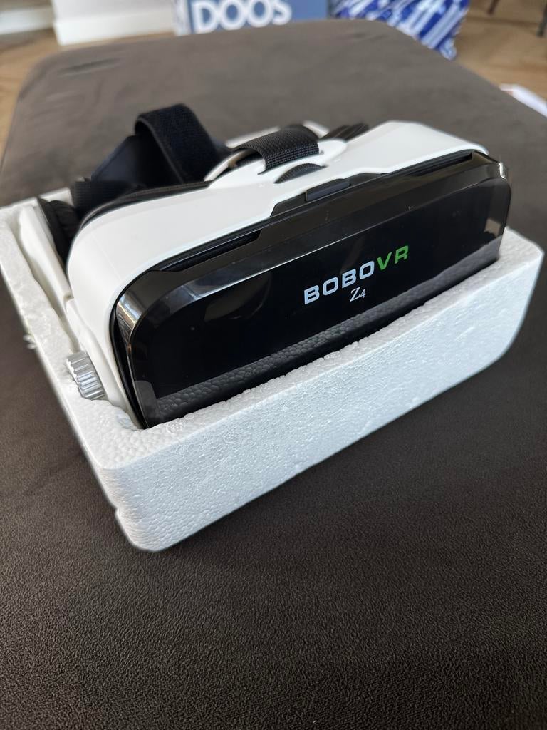 BOBOVR Z4 VR-bril met ingebouwde koptelefoon, Ophalen of Verzenden, Nieuw, VR-bril, Telefoon