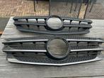 Mercedes-Benz Vito W447 grill 2 stuks, Ophalen, Gebruikt, Voor, Mercedes-Benz