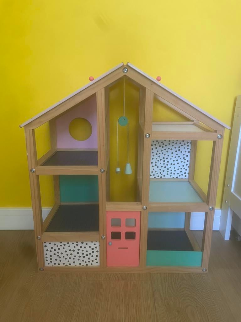 Hema • poppenhuis inclusief meubels, Ophalen, Gebruikt, Poppenhuis