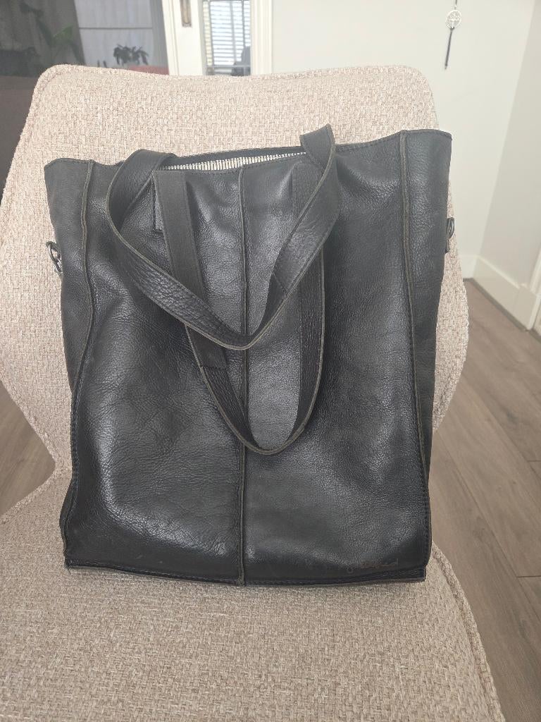 Zwart leren laptoptas van Justified, Computers en Software, Laptoptassen, Ophalen of Verzenden, 15 inch, Gebruikt, Schoudertas