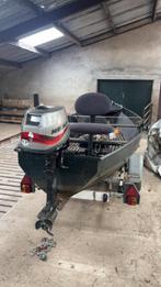 Leuke stalen visboot met 4pk motor en trailer, Ophalen of Verzenden, Gebruikt