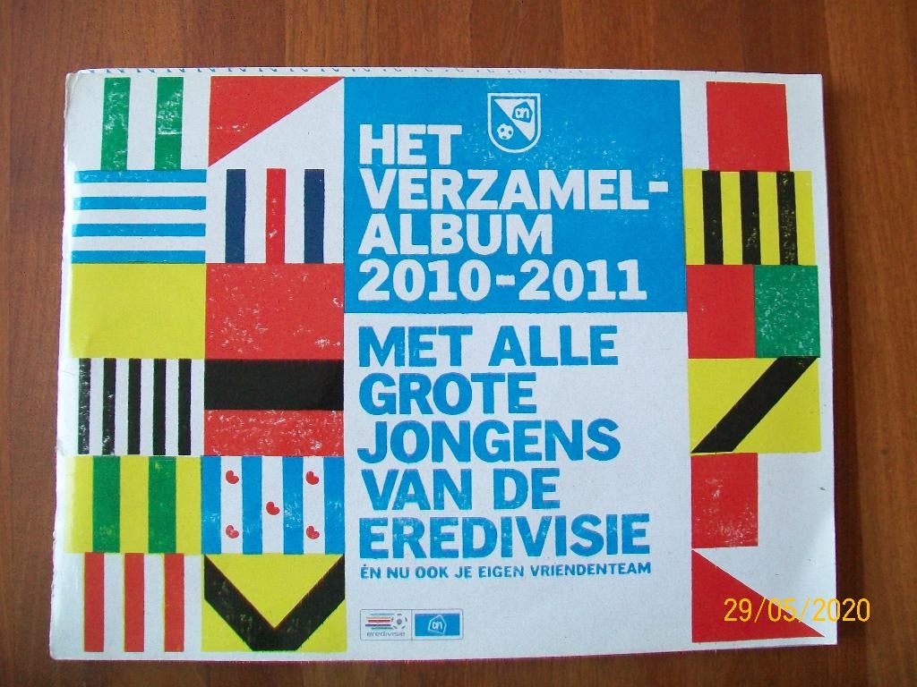 Verzamelalbum 2010-2011 - Albert Heijn, Verzamelen, Verzenden, Zo goed als nieuw, Overige binnenlandse clubs, Poster, Plaatje of Sticker