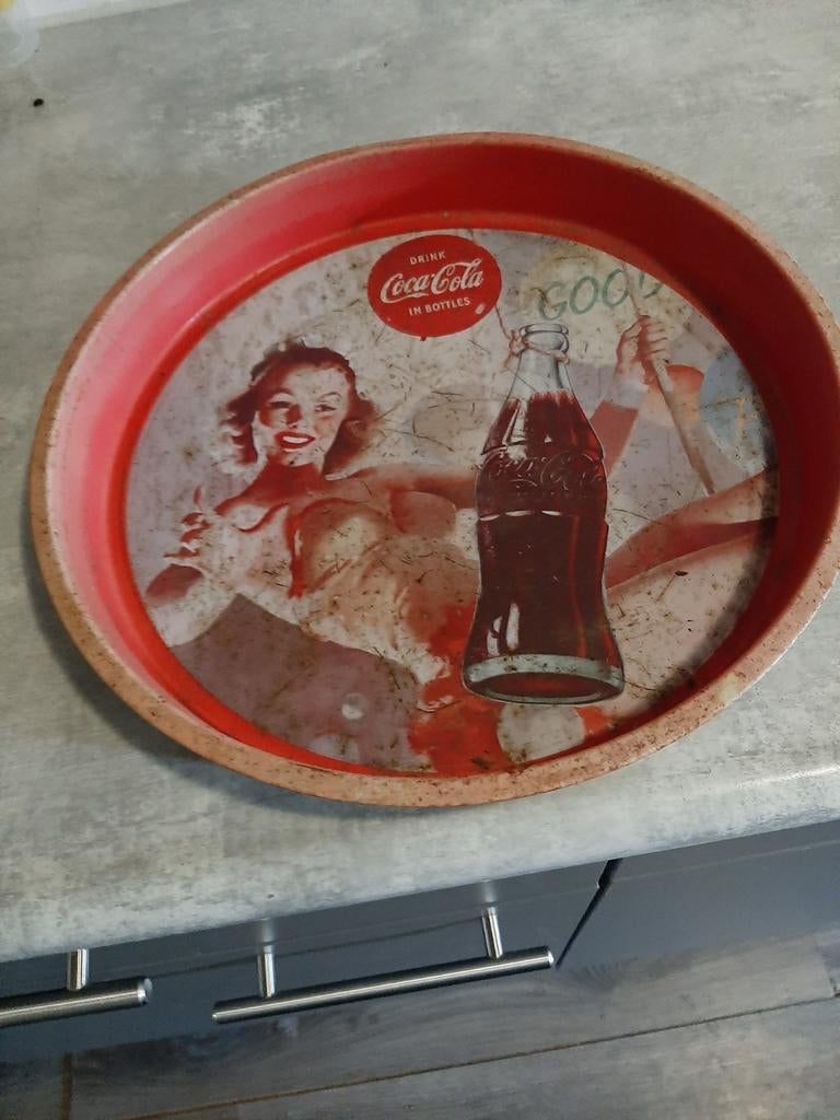 Vintage Coca-Cola dienblad met pin-up meisje, Ophalen