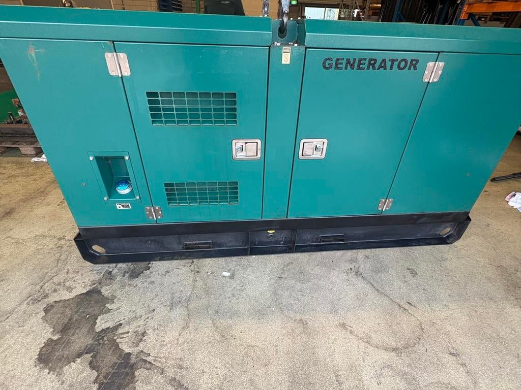 40kva dieselgenerator, Ophalen, Zo goed als nieuw