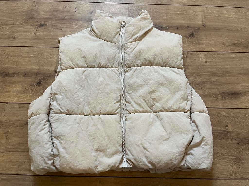 Nieuwstaat HM Divided bodywarmer XS Ecru zo mooi, Kleding | Dames, Bodywarmers, Ophalen of Verzenden, Zo goed als nieuw, Maat 34 (XS) of kleiner