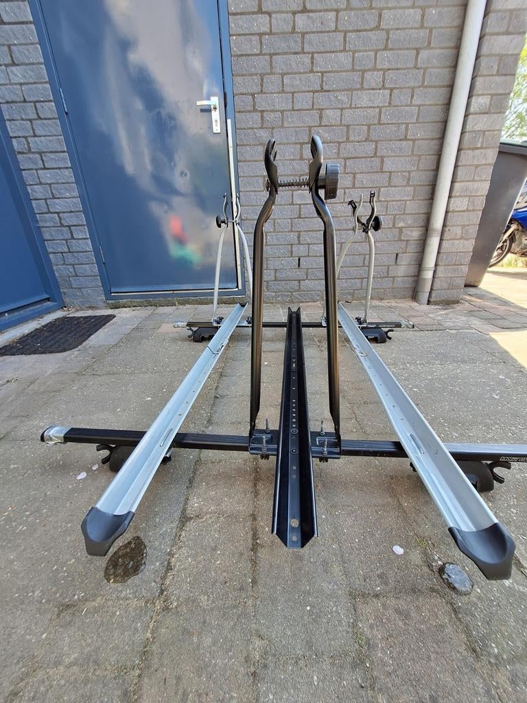 Dakdrager met gemonteerde fietsendragers - Mont Blanc, Ophalen of Verzenden, Gebruikt