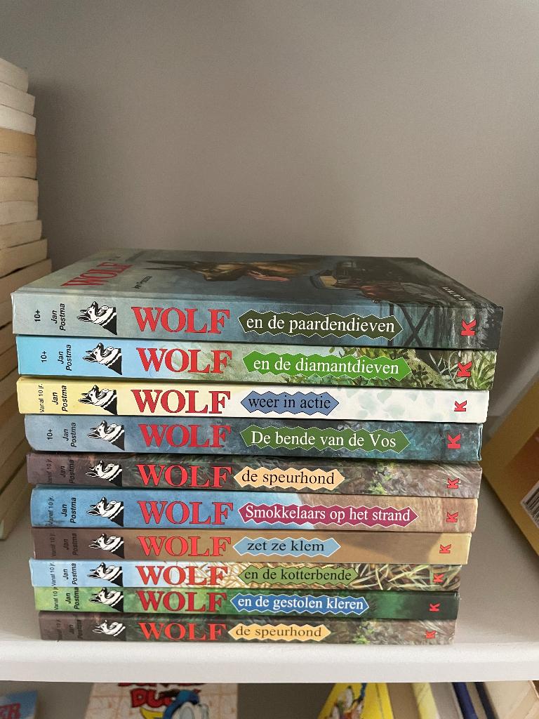 Baantjer 20  x Wolf 10 x Jip&janneke 3x Donald Duck pocket 3, Ophalen of Verzenden, Gelezen, Fictie algemeen
