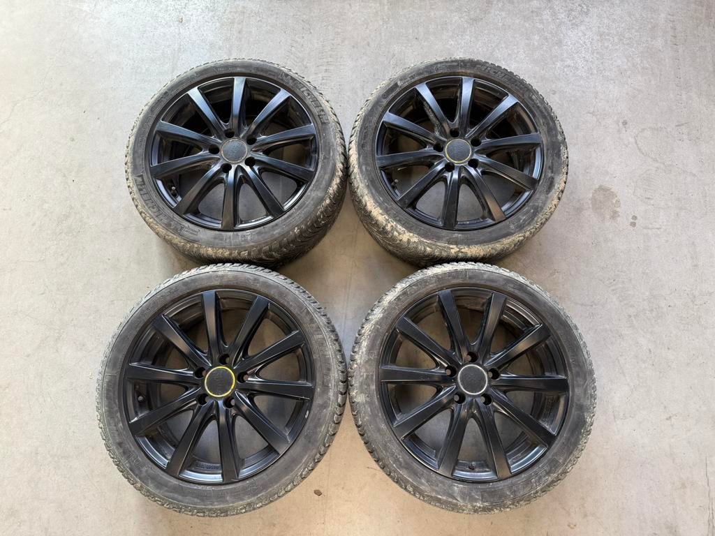 Setje Platin Velgen + Michelin Winterbanden 225/45 R17, Gebruikt, Banden en Velgen, 17 inch, Personenwagen