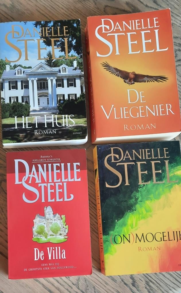 Danielle Steel - Het huis -on mogelijk -De Villa-Vliegenier, Ophalen of Verzenden, Zo goed als nieuw, Danielle Steel