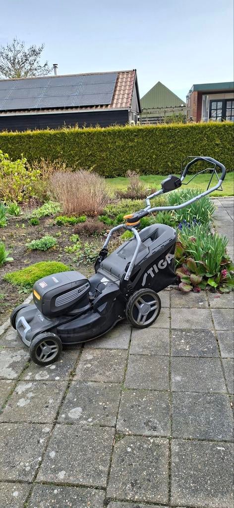 Stiga accumaaier, Ophalen