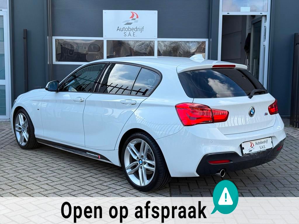 BMW 1-serie 116i M Sport LED CRUISE PDC ALCANTARA NAVI !, Auto's, 1-Serie, Achterwielaandrijving, Euro 6, Electronic Stability Program (ESP)