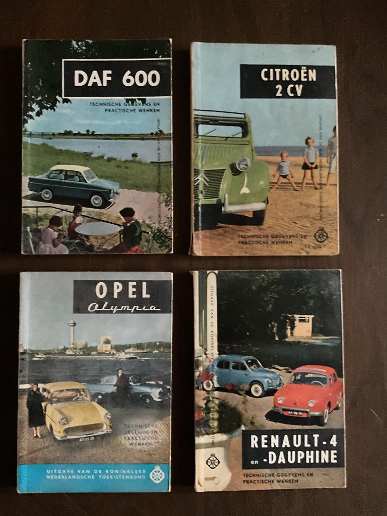 ANWB historische boekjes  DAF-Citroen-Opel-Renault, Ophalen of Verzenden