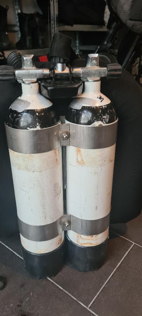 Duikfles dubbel 7 dubbelset, Watersport en Boten, Ophalen, Gebruikt, Duikfles