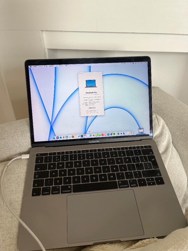 Macbook Pro 2017 13 inch, Computers en Software, Apple Macbooks, MacBook Pro, Gebruikt, 2 tot 3 Ghz, Qwerty