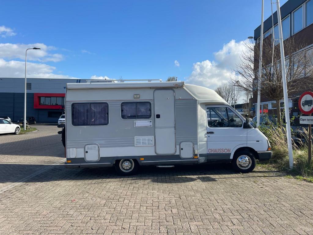 Complete Chausson Acapulco 33 camper  – Zonnepanelen - Fan, Buscamper of Camperbus, Luifel, Koelkast, Tot en met 3
