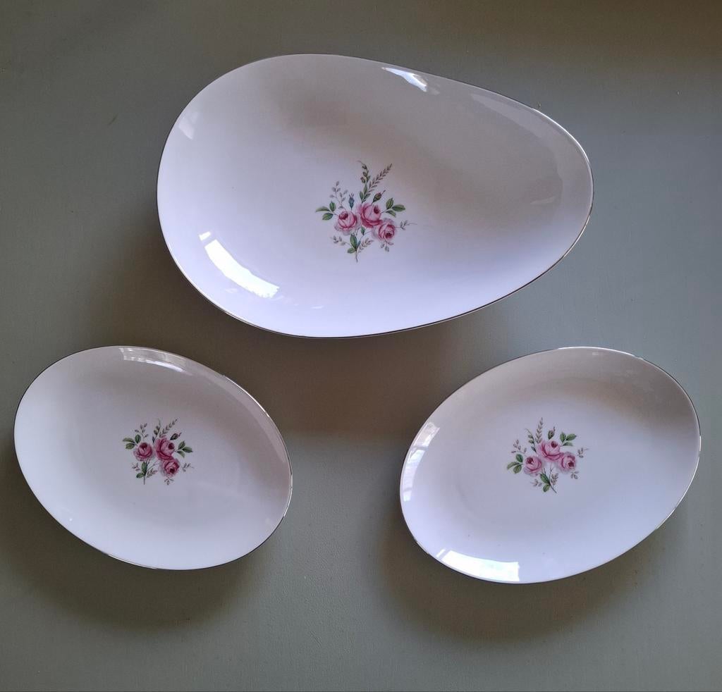 Prachtige set van 3 schalen merk  Eschenbach met rozenmotief, Ophalen