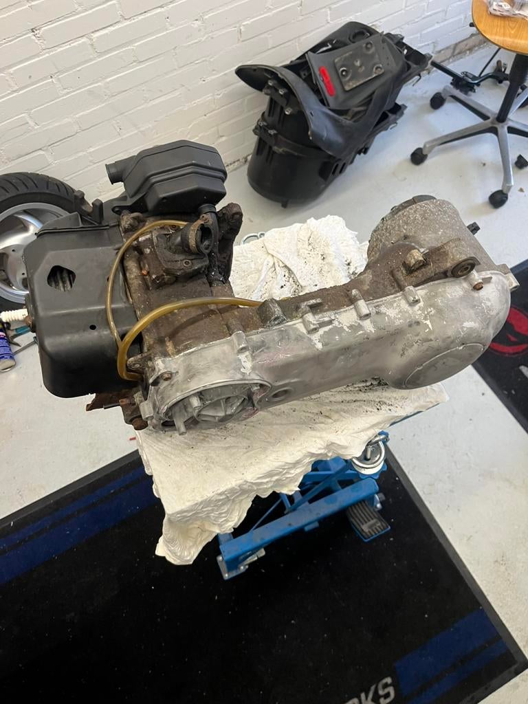 Piaggio typhoon nrg motorblok 50cc, Ophalen of Verzenden