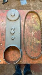 Aandrijfsnaar plus beschermkap husqvarna rider 2 messen, Ophalen of Verzenden, Zo goed als nieuw