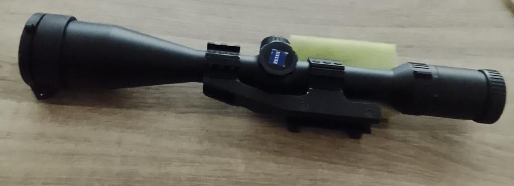 Zeiss Conquest 4,5-14x44 Richtkijker met montage en lensdop, Ophalen of Verzenden