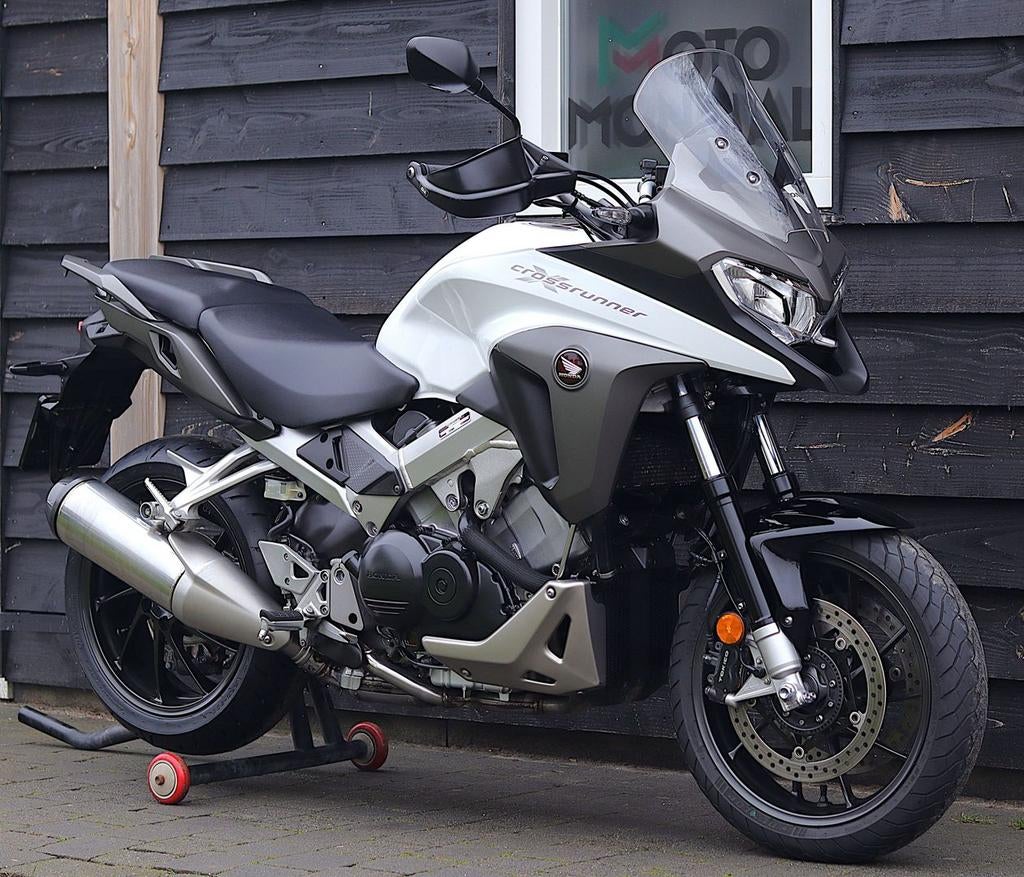 HONDA VFR 800 X CROSSRUNNER (bj 2016), Motoren, Motoren | Honda, 782 cc, HONDA, 4 cilinders, Motorrijbewijs A