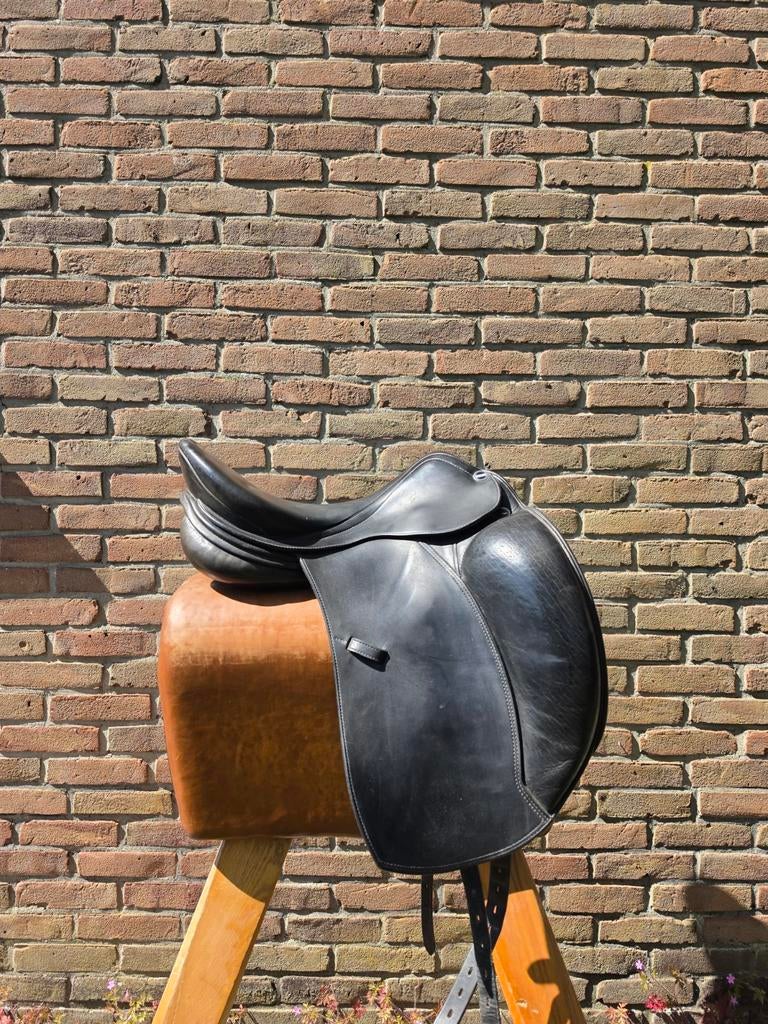 OPRUIMING COLLECTIE 2e Hands zadels, Ophalen of Verzenden, Gebruikt, Dressuur