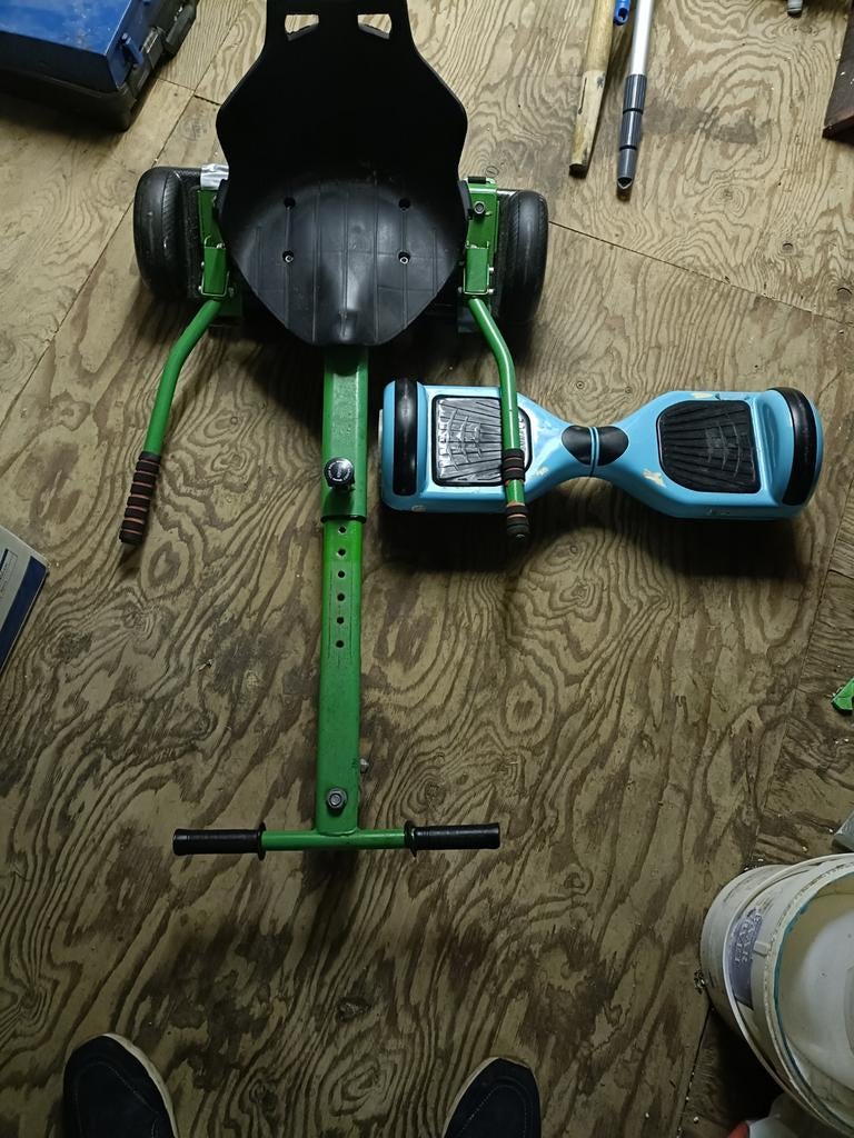Defecte Hoverboard met Kar en Oplader (Gratis), Ophalen of Verzenden, Gebruikt, Overige typen