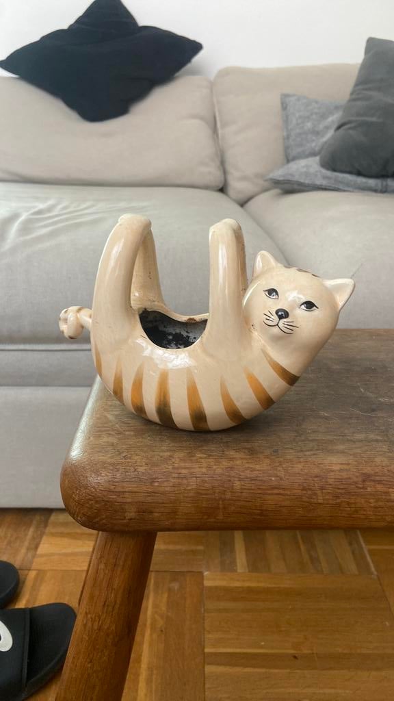 Plantenhanger kat, Verzamelen, Beelden en Beeldjes, Ophalen of Verzenden, Zo goed als nieuw, Dier