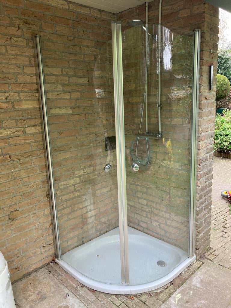 Douchecabine douche thermostaat kwartrond half rond, Ophalen, Zo goed als nieuw, Met douche