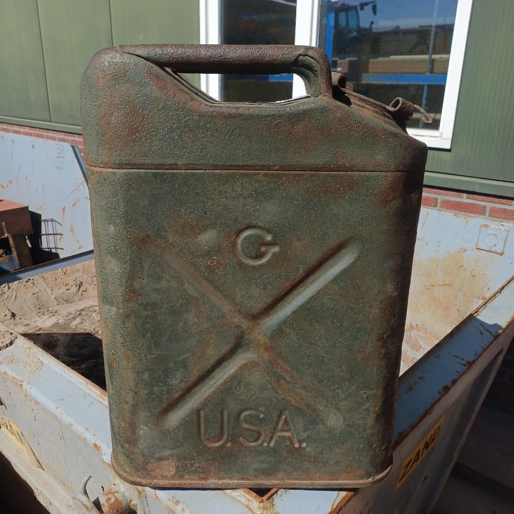 USA jerrycan, Ophalen, Gebruikt, Jeep