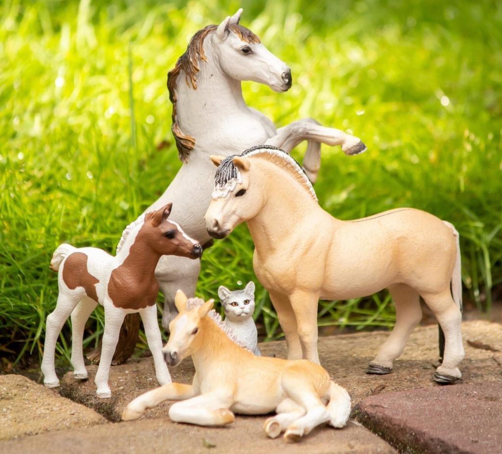 Schleich paarden/body's gezocht, Ophalen of Verzenden, Zo goed als nieuw, Paard, Beeldje of Figuurtje