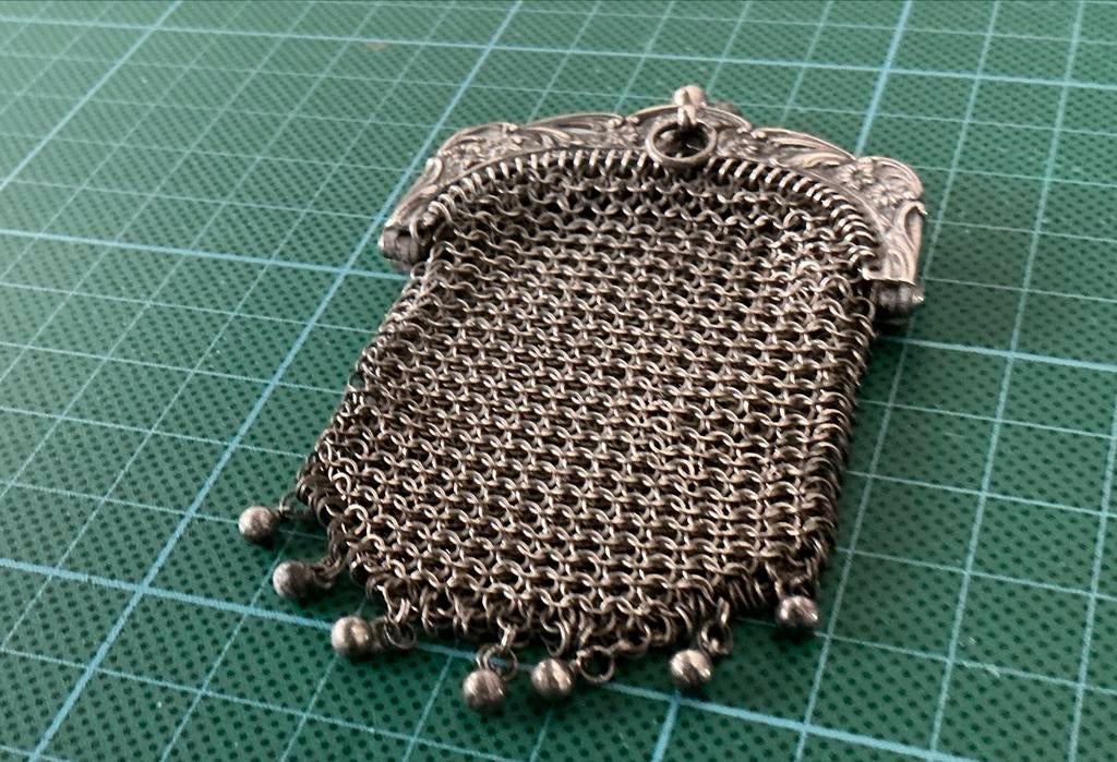 Antiek Zilveren Maliënkolder Beursje - Duitsland, Antiek en Kunst, Verzenden, Zilver