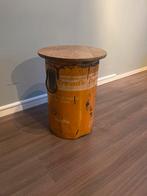 Uniek industrieel bijzettafeltje van olievat, 45 tot 60 cm, Minder dan 55 cm, Gebruikt, Rond
