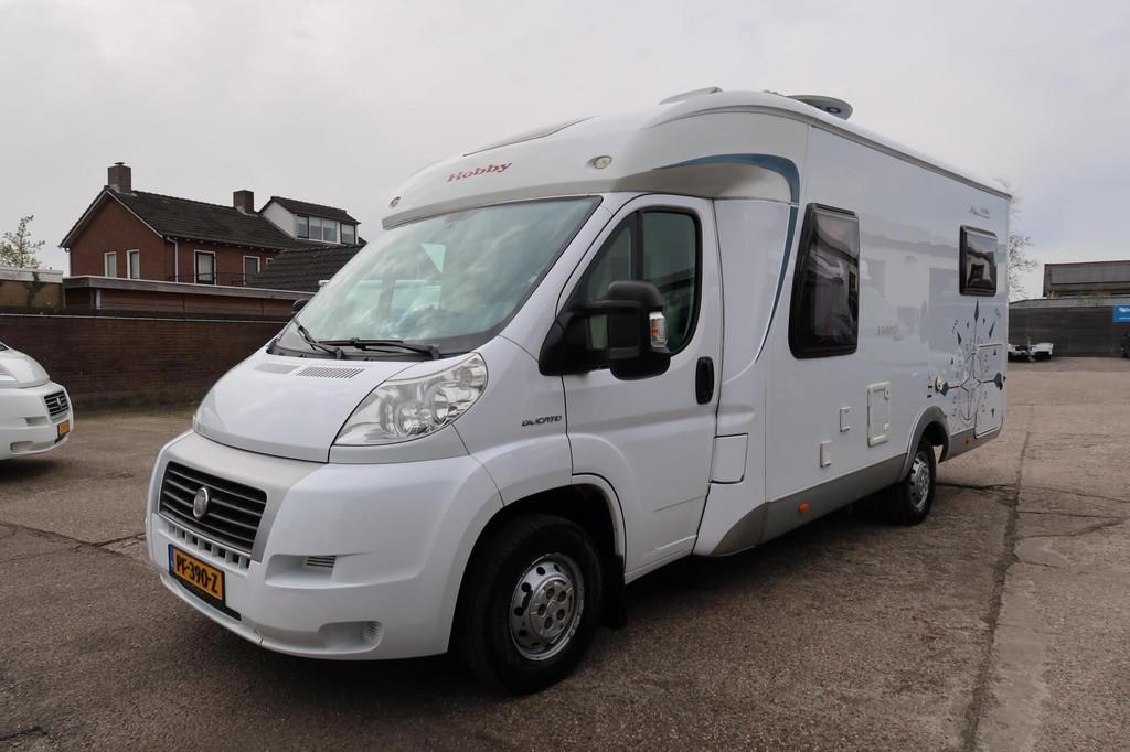 Hobby D650ESC|Enkele bedden|61766KM|Zeer netjes!, Caravans en Kamperen, Campers, Verwarmde buitenspiegels, Hobby, Airbags, Tot en met 2