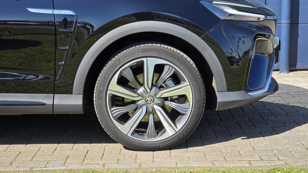 MG Marvel R Luxury 70 kWh | NAP | 1e eigenaar | Pano | Stoel, Auto's, MG, Automaat, Gebruikt, 750 kg, 179 pk