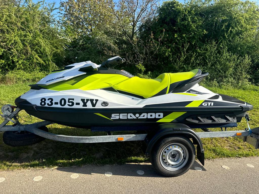 Seadoo GTI, Watersport en Boten, Jetski's en Waterscooters, Ophalen, Zo goed als nieuw, Benzine, 70 tot 120 pk