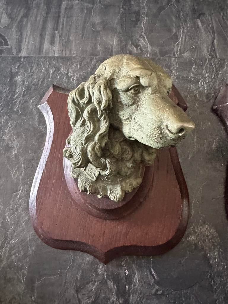 Prosper Lecourtier Plaques - Hondenkoppen, Ophalen of Verzenden