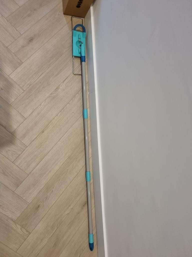 Vloerwisser met uitschuifbare steel, Huis en Inrichting, Ophalen of Verzenden, Mop of Dweil