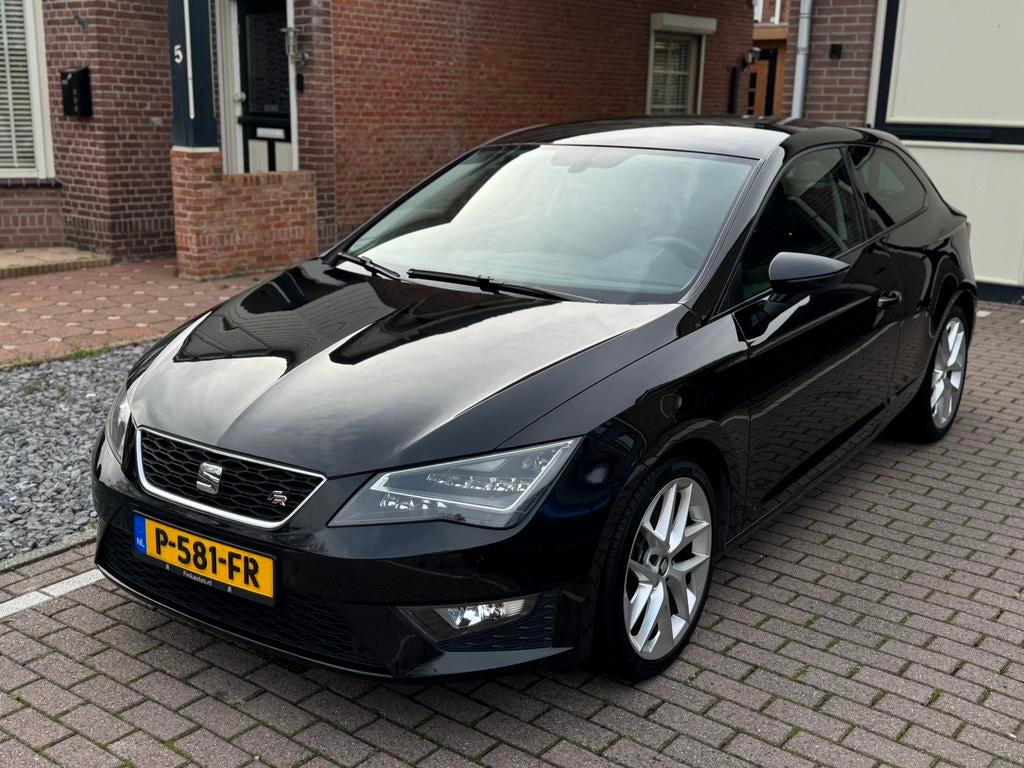 Seat Leon SC 1.8 TSI FR | Topstaat, Auto's, Seat, Zwart, 4 cilinders, Zwart, 650 kg