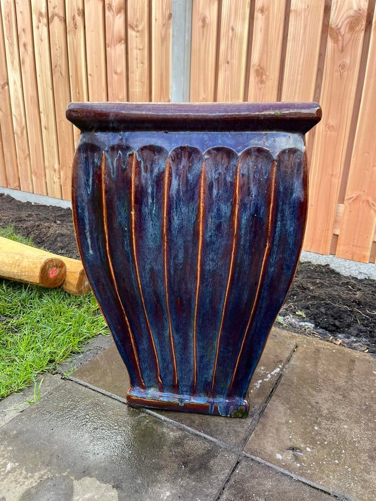 Hoge plantenbak/bloempot/buitenpot, Tuin en Terras, Ophalen, Steen, Gebruikt, Minder dan 60 cm