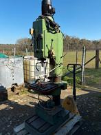 Kolomboor industrie, Ophalen