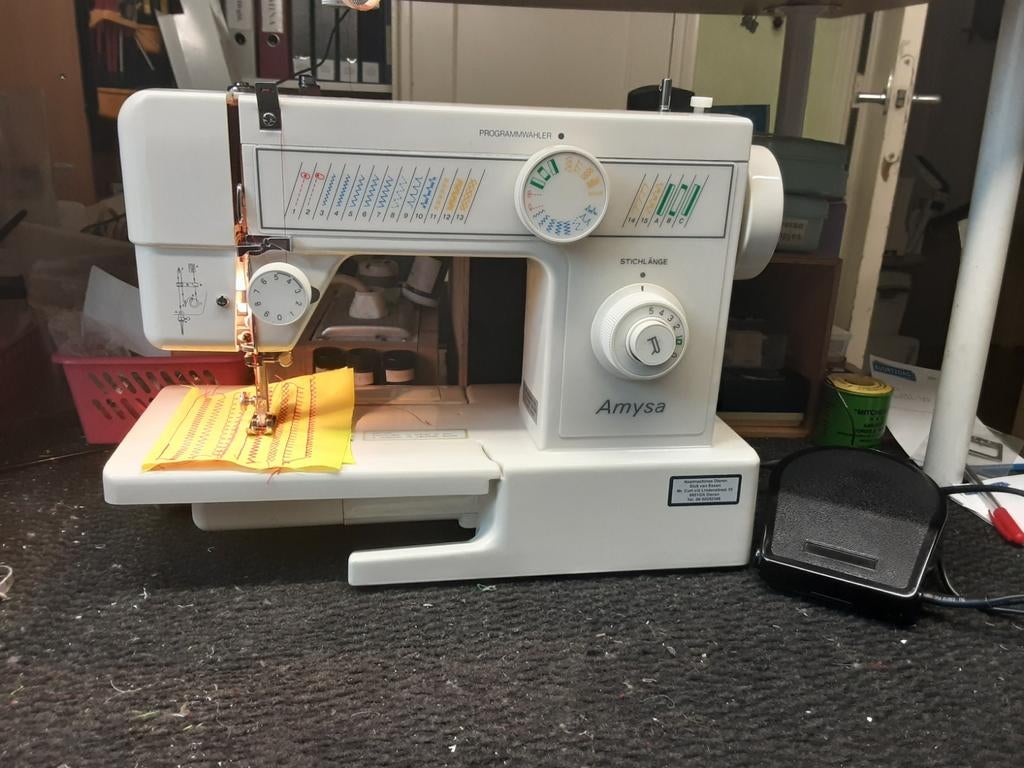 AMYSA NAAIMACHINE, Ophalen of Verzenden, Zo goed als nieuw, Naaimachine, Overige merken