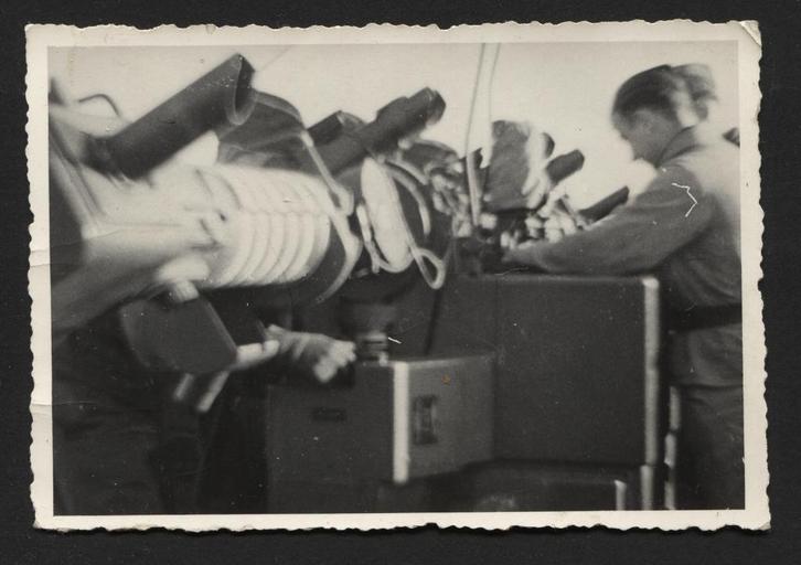 WOII foto: Kommandogerät schwere Flak-Abteilung 465, Verzamelen, Militaria | Tweede Wereldoorlog, Luchtmacht, Foto of Poster, Duitsland